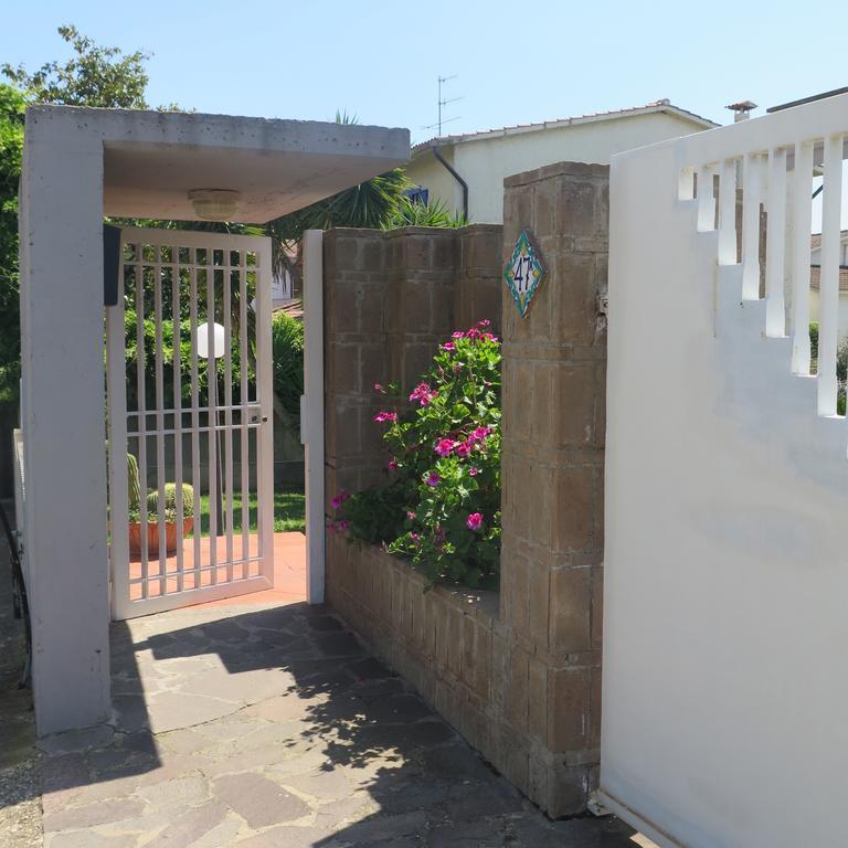 Acquamarina Hotel Civitavecchia Exterior foto